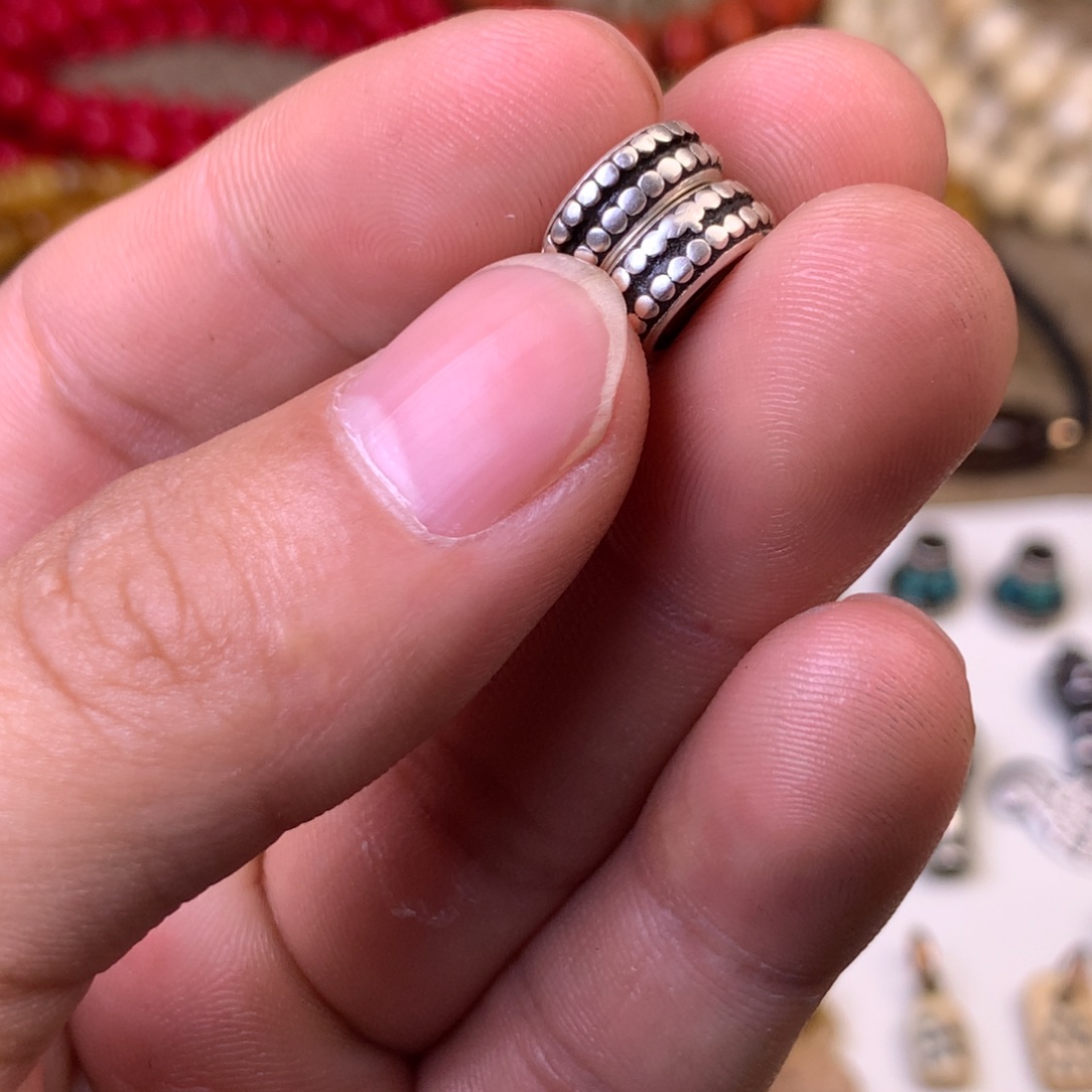 天***帅扎西德勒吉祥如意