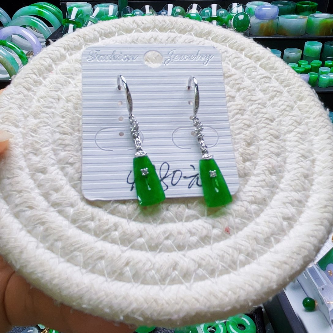 冷***头翡翠18K金镶嵌耳饰天然缅甸翡翠A货