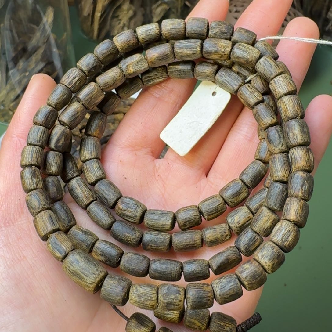 沉香手串海南老白棋沉水树心油老料26克