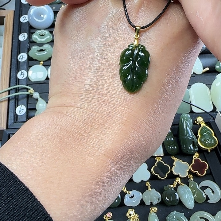 和田玉吊坠(不含链)银S925镶嵌