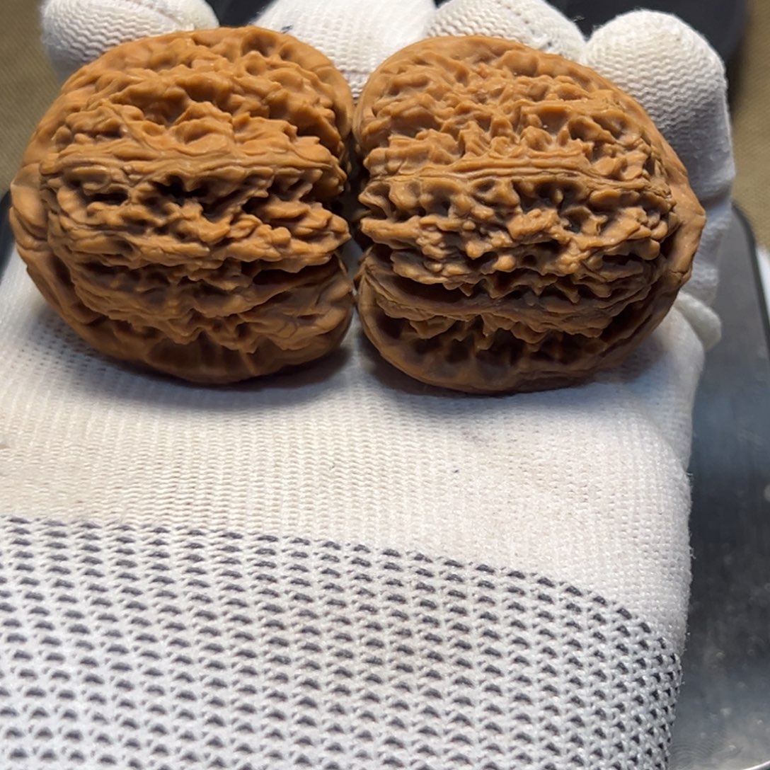 文玩核桃吊坠41.5南疆石 45g 24号