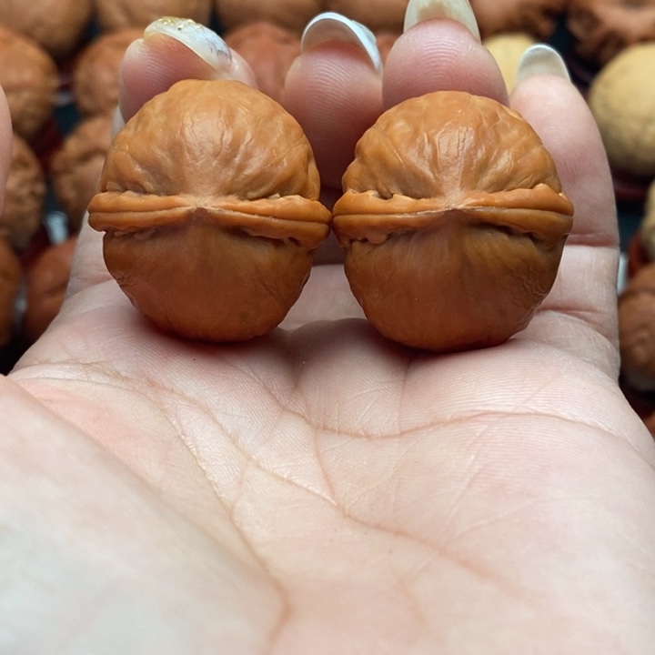 核桃精品文玩核桃手捻黄金球