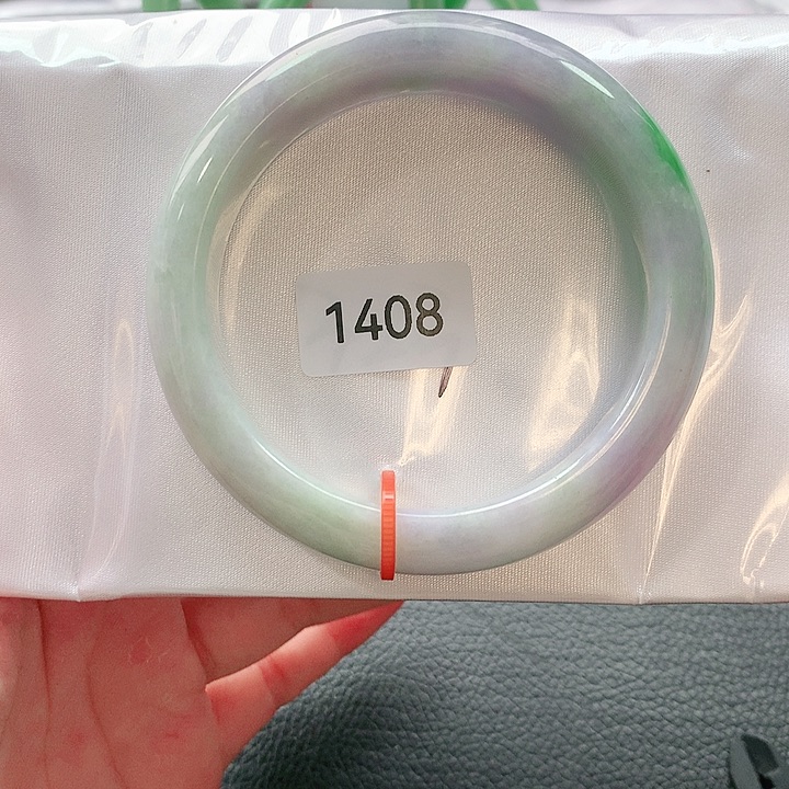 翡翠手镯未镶嵌天然翡翠手镯