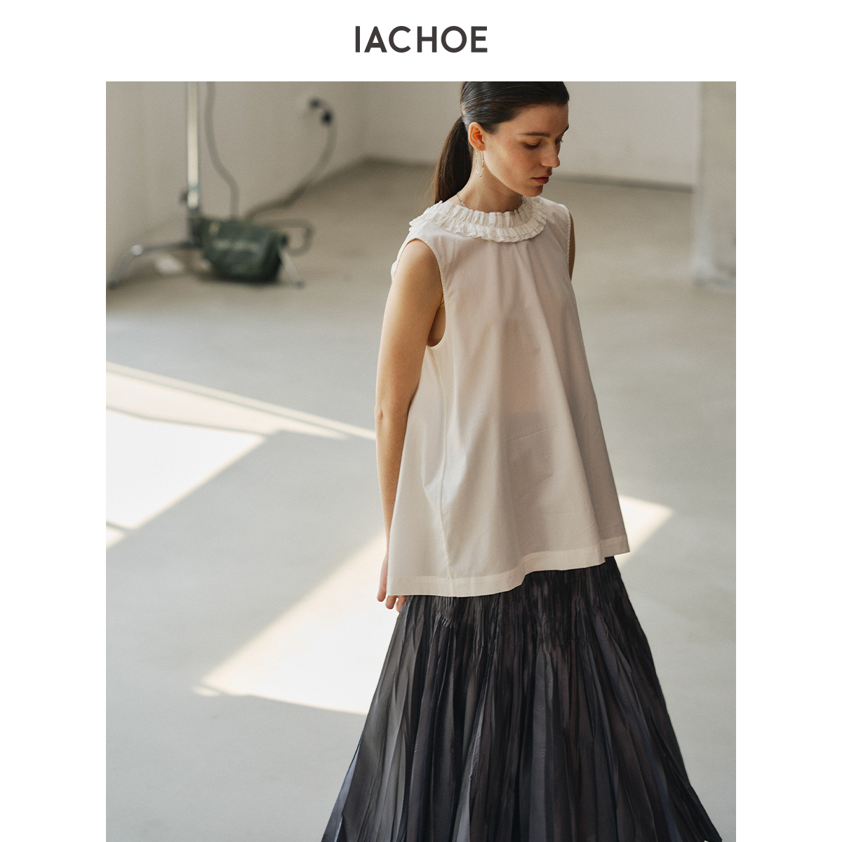 IACHOE 后背花边领背心3621504005