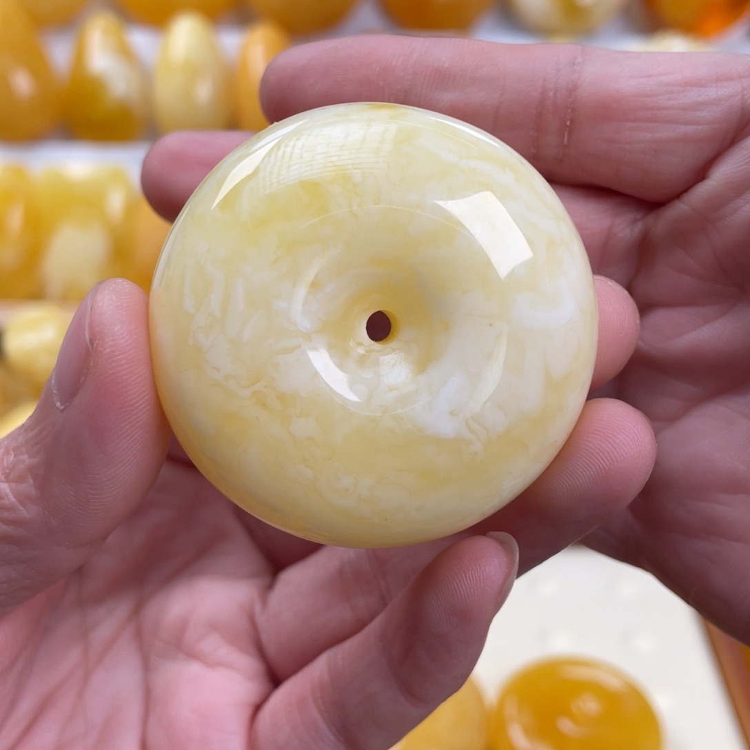 蜜蜡项链未镶嵌30.1克