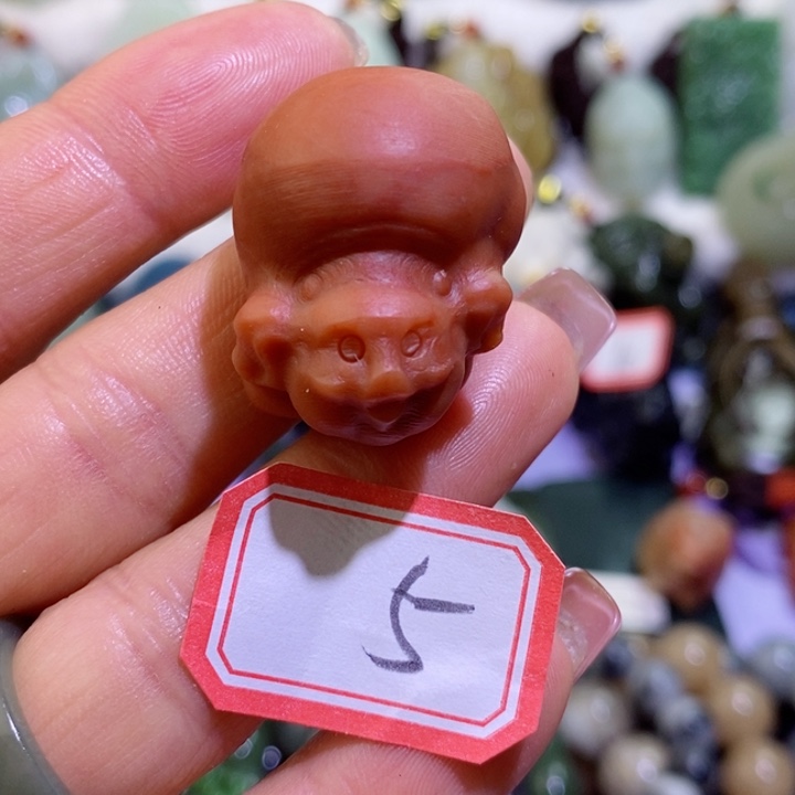 和田玉边角料未镶嵌