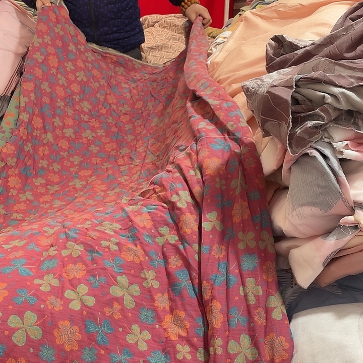 王***工棉纯棉双层纱红绿小碎花4.2米