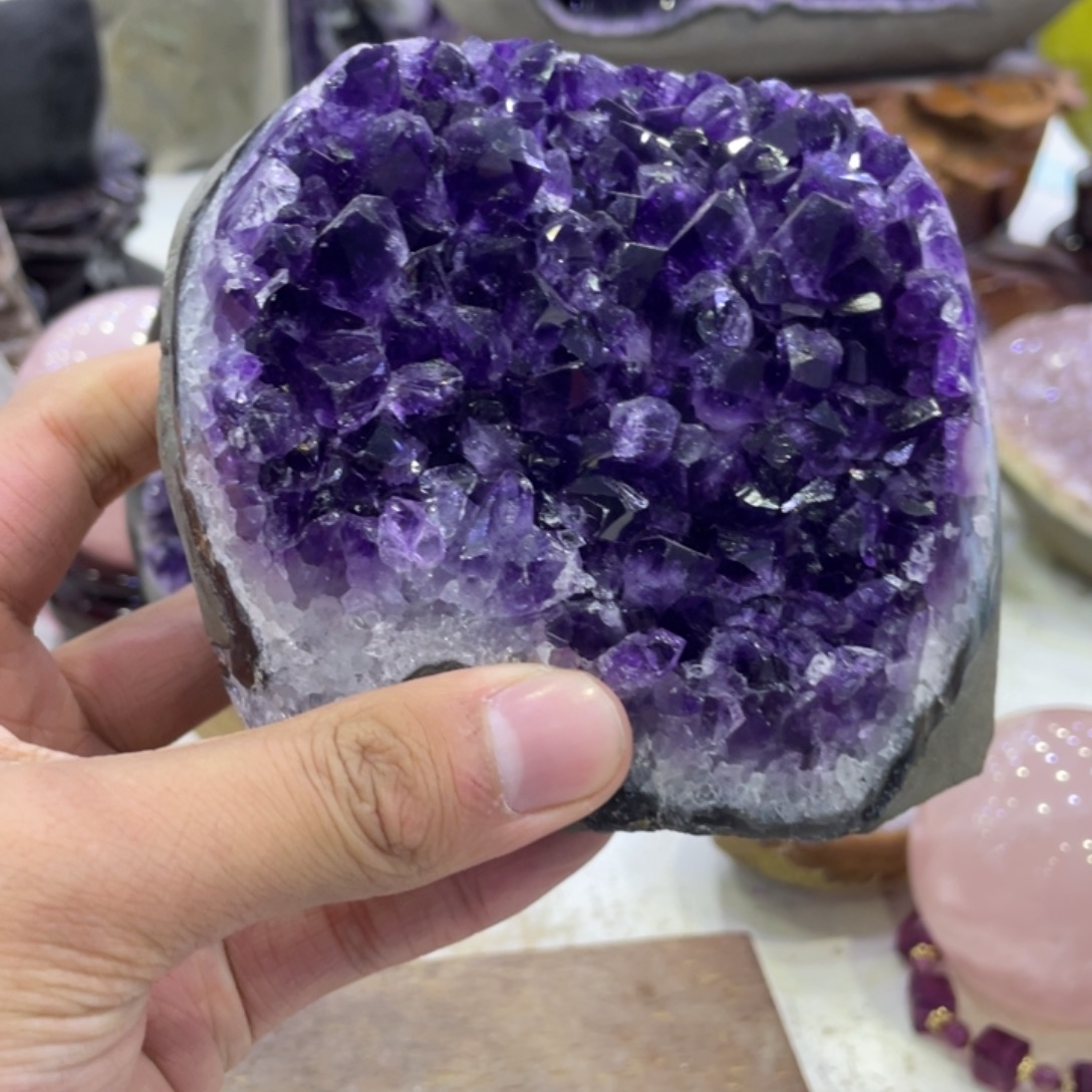 未镶嵌水晶珠宝半成品