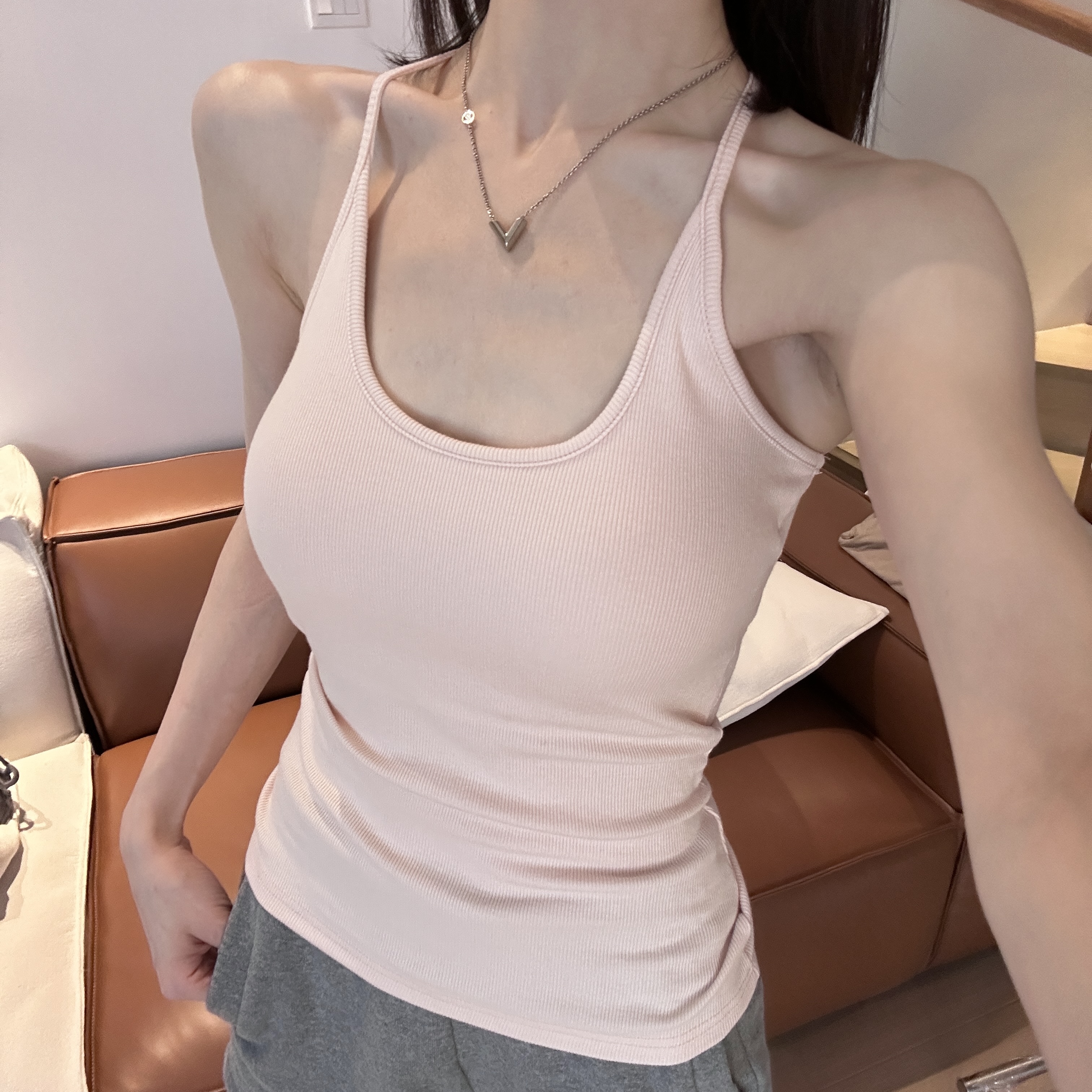 HHYB Hello辣妹自带胸垫工字无袖吊带女夏2025新款内搭上衣253007