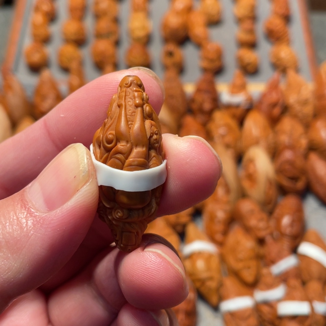 行***子手串/手链橄榄核双娇美女