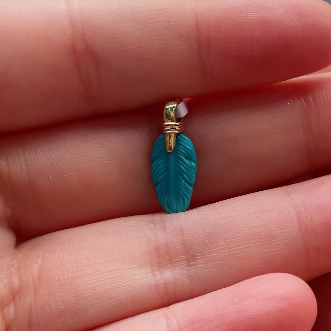 绿松石颈饰未镶嵌