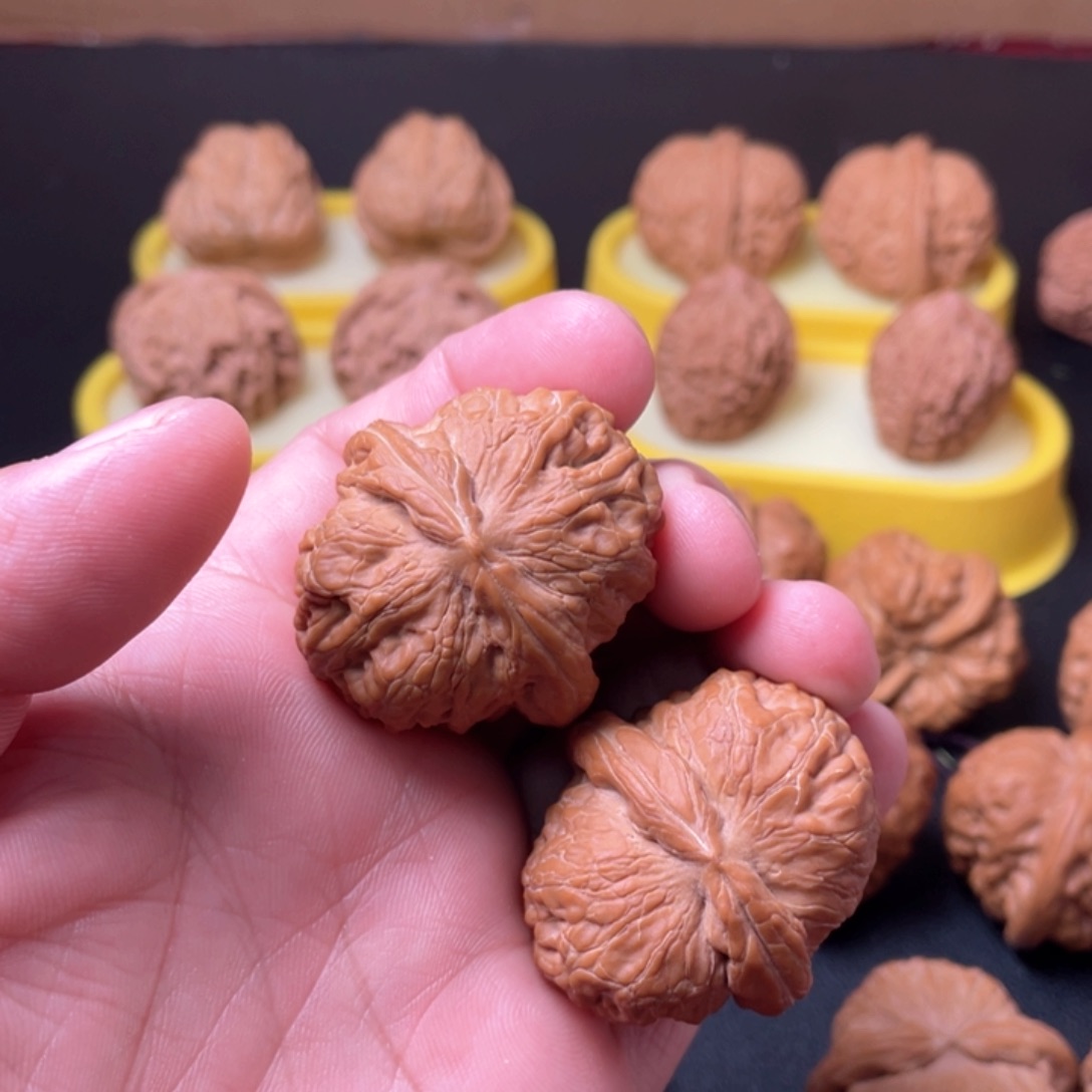 丸**圆核农文玩核桃元宝