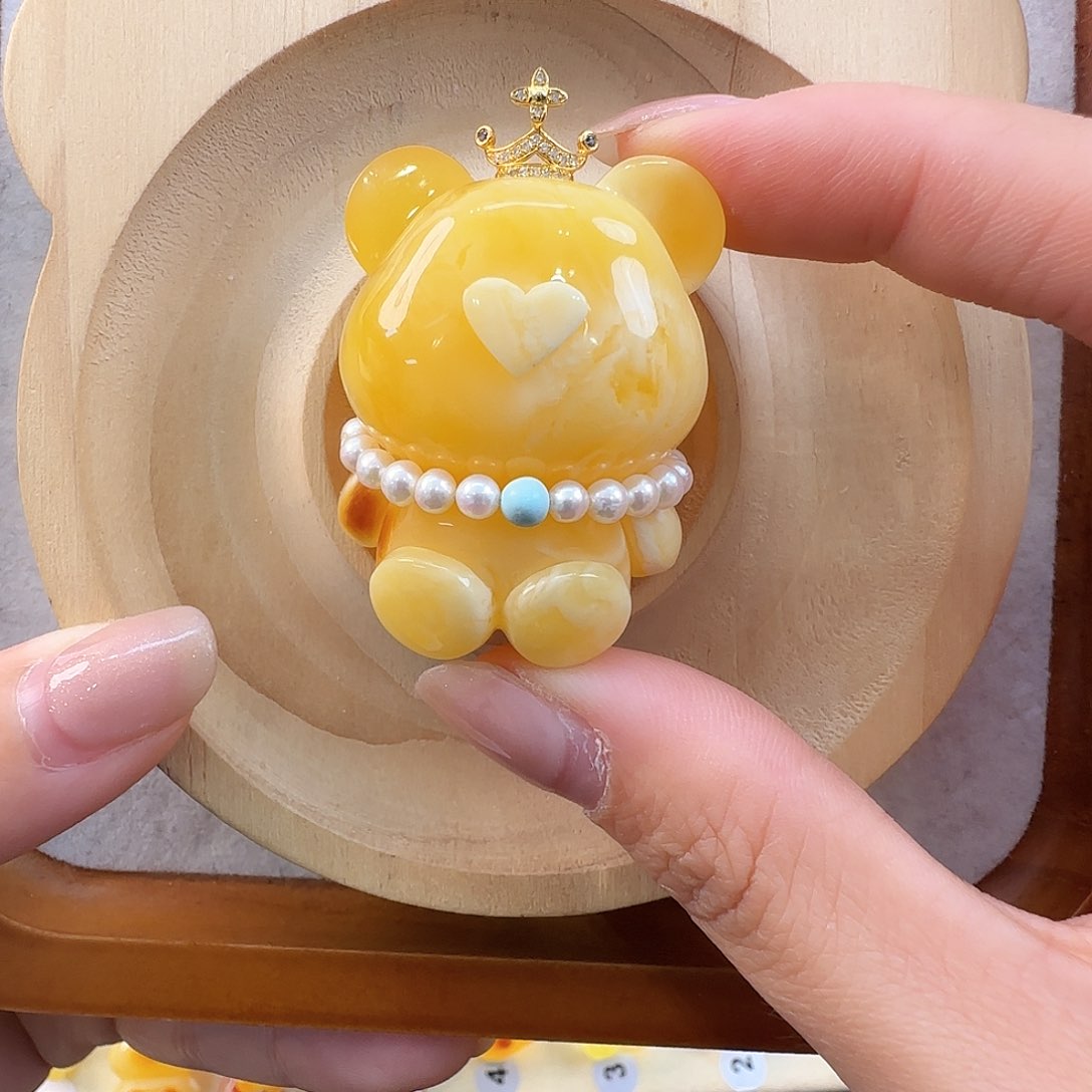 琥珀珠宝奇石未镶嵌