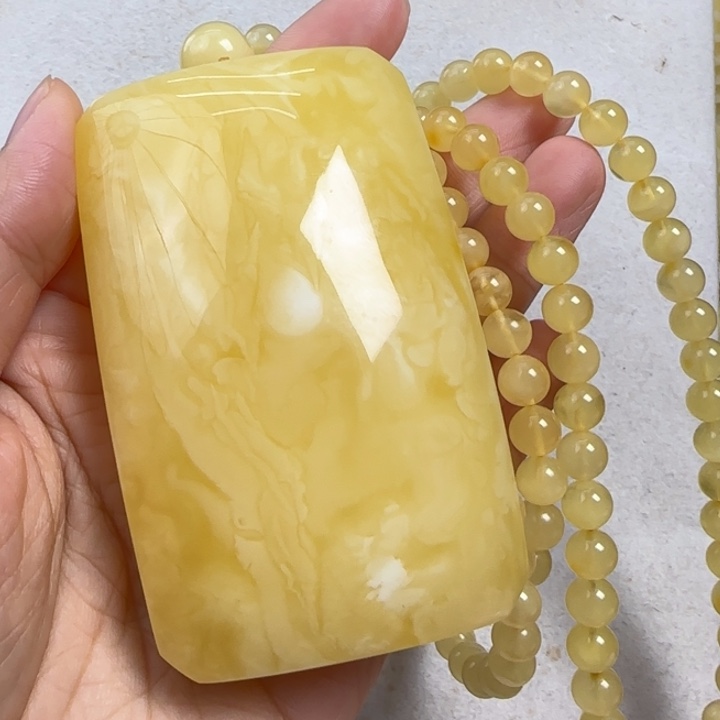 未镶嵌蜜蜡珠宝奇石