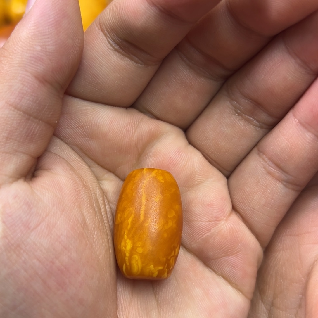 蜜蜡未镶嵌吊坠(不含链)