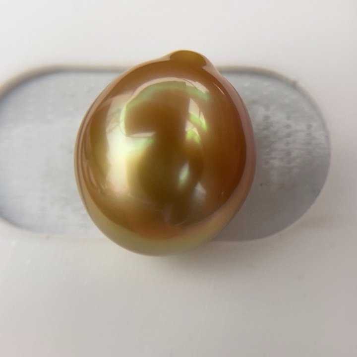 未镶嵌裸珠海水珍珠12.7mm深浓茶金伴彩小极光