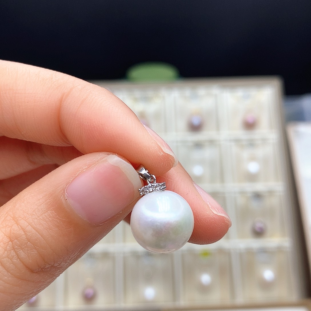 淡水珍珠吊坠(赠链)合金
