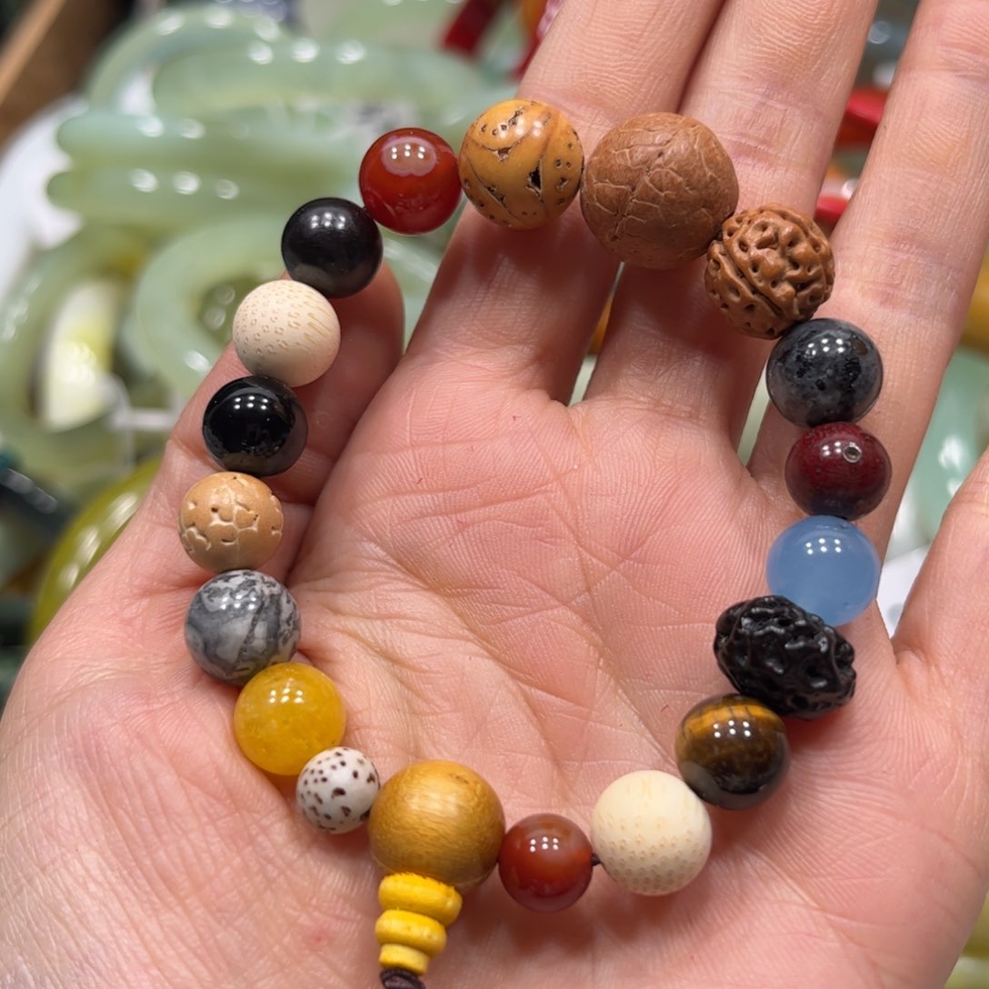 蛇纹石玉手链未镶嵌