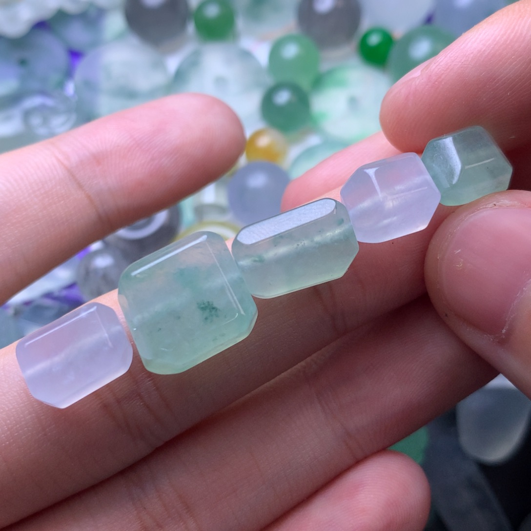 未镶嵌定制翡翠挂件