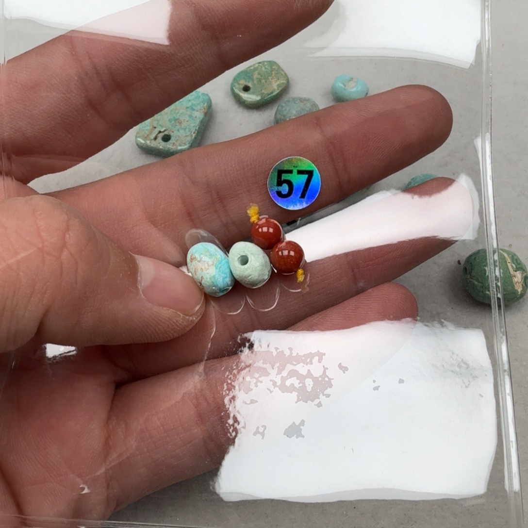 南红玛瑙未镶嵌珠宝奇石