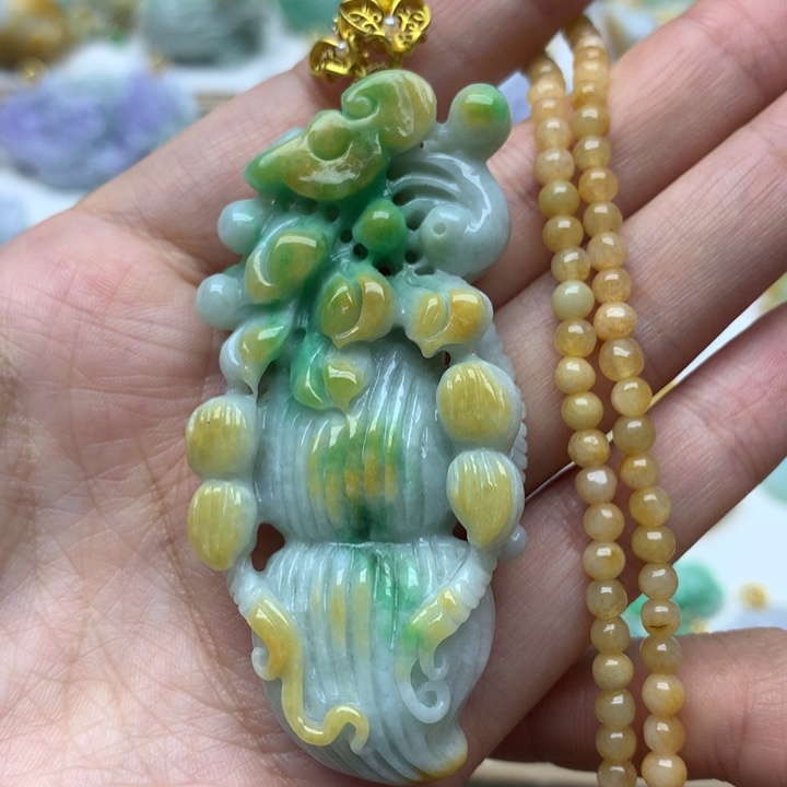 颈饰未镶嵌翡翠翡翠