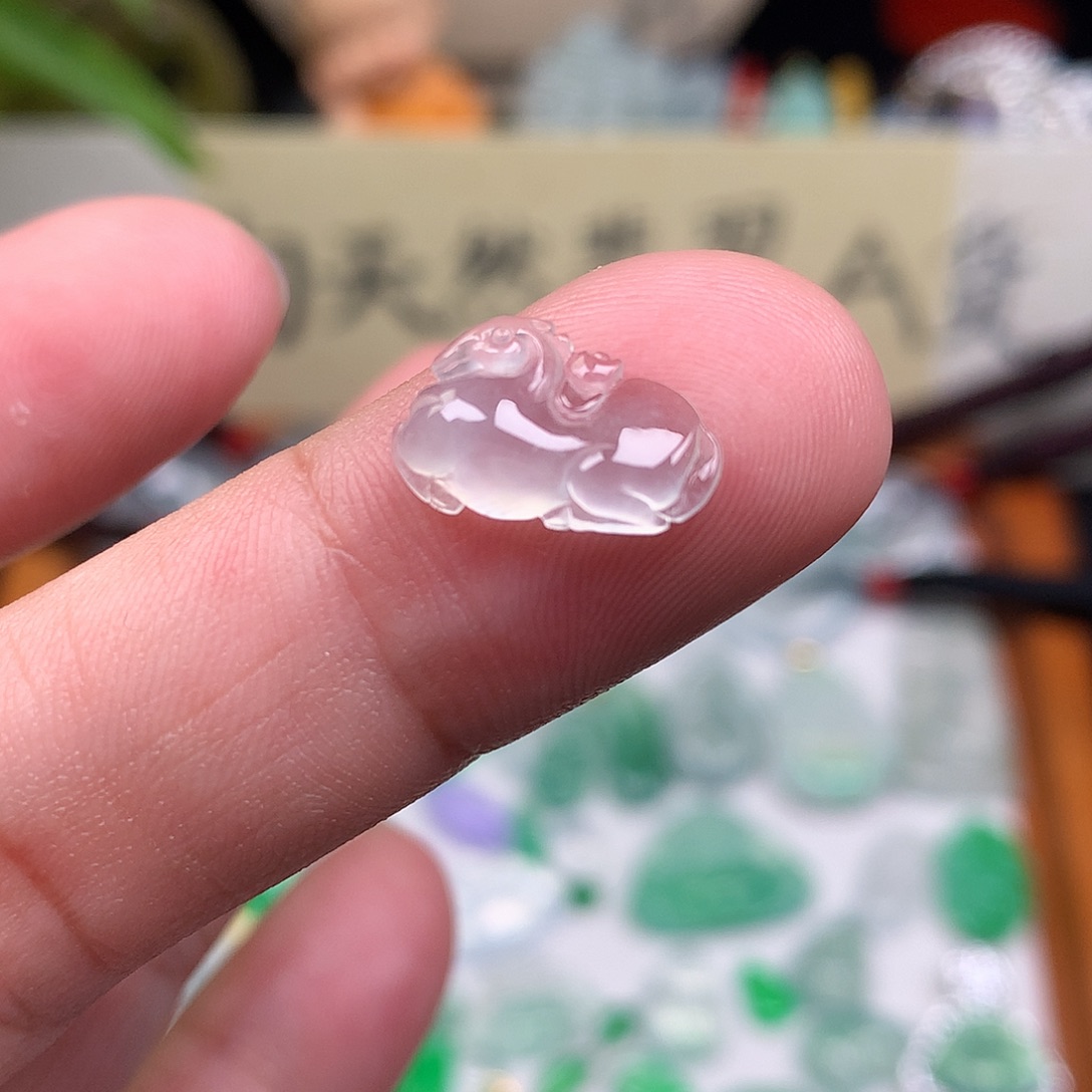 翡翠散珠缅甸天然A货翡翠冰种马上有钱