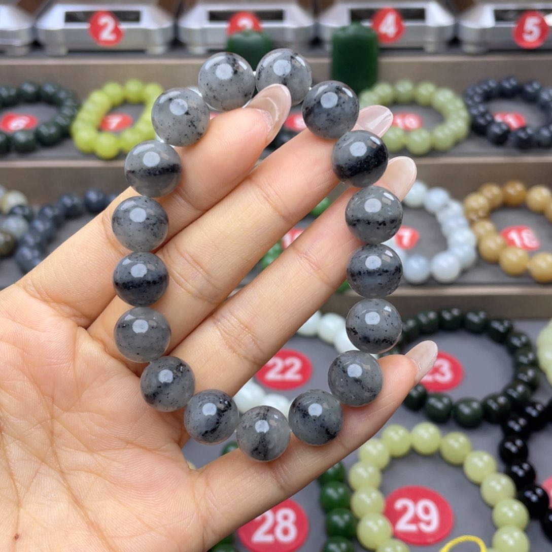 未镶嵌手链和田玉