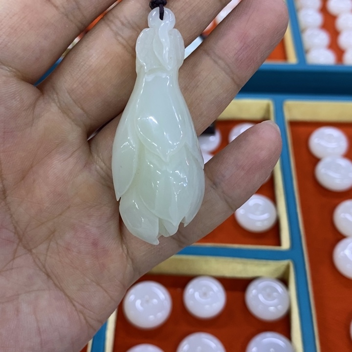 和田玉（白玉）未镶嵌颈饰