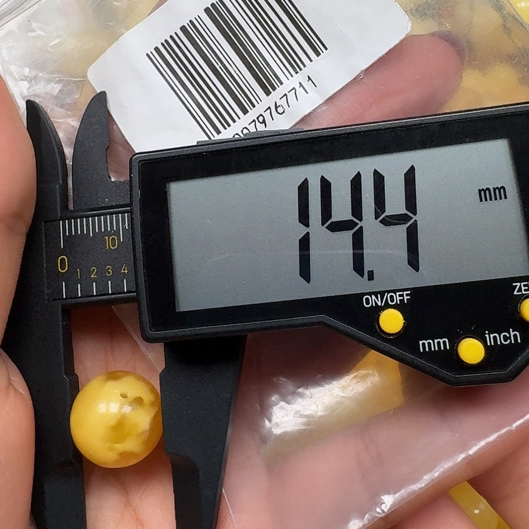 琥珀未镶嵌裸石悠悠