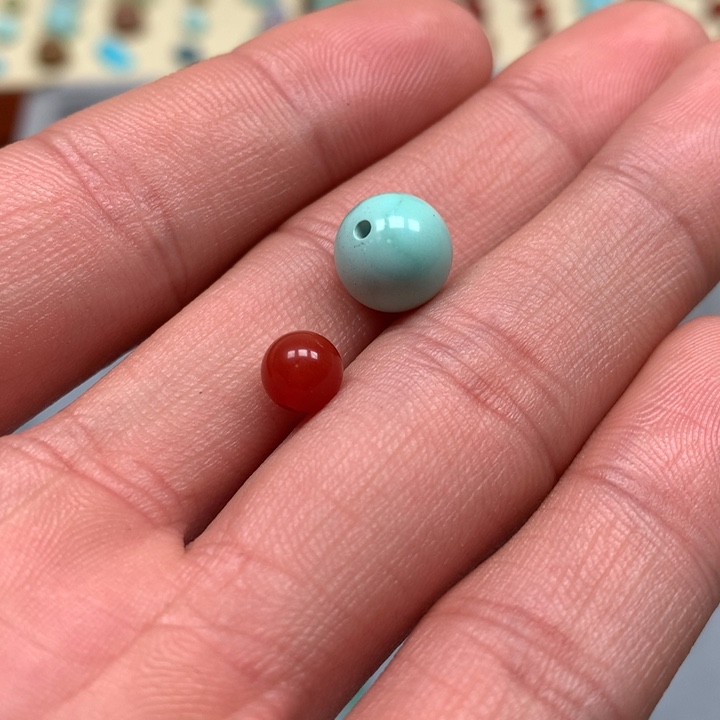 南红玛瑙配饰未镶嵌