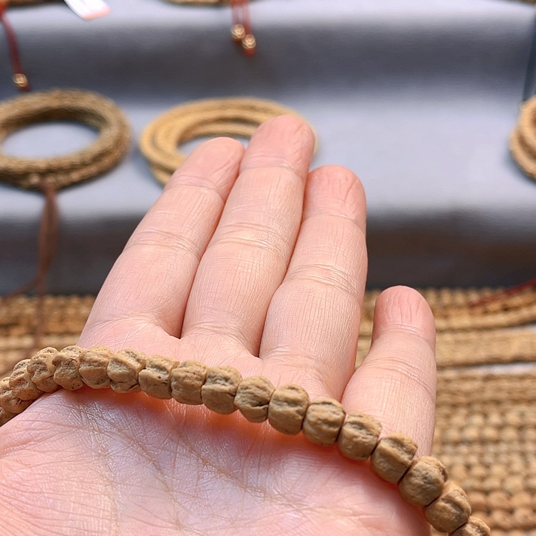 柏香籽/百香籽吊坠晓***痕