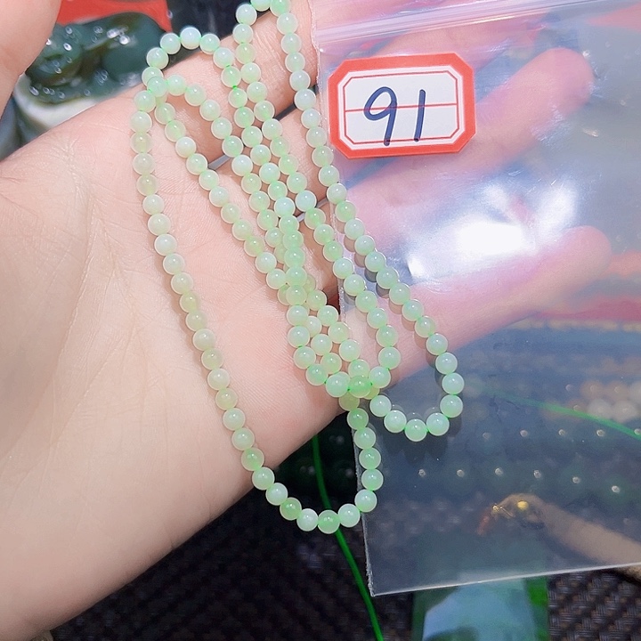 和田玉和田玉边角料随机发未镶嵌