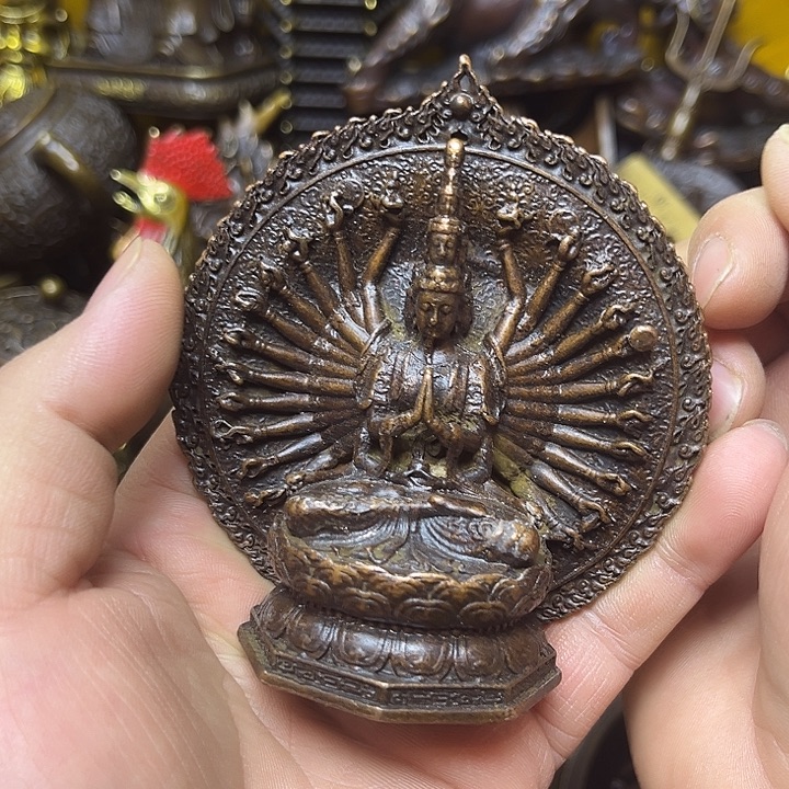 诚信经营精美铜器