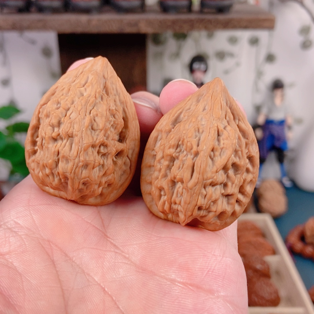 文玩核桃吊坠18¥¥天眼鸡心