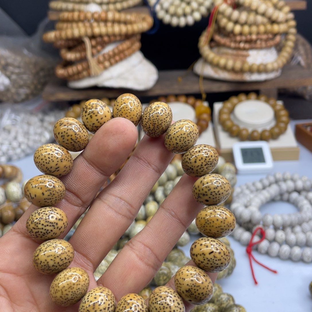 星月菩提吊坠巴**田13*16便月