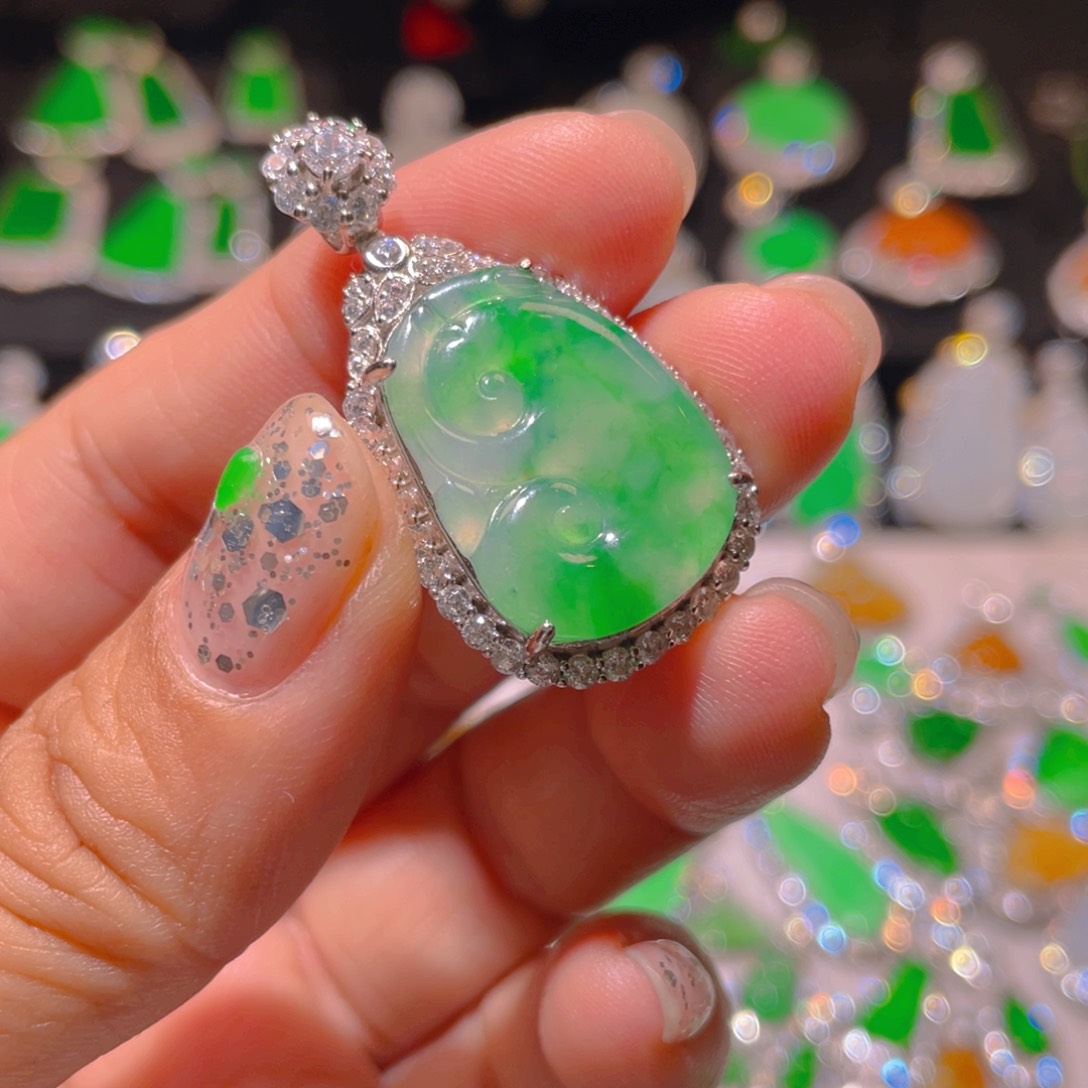 翡翠银S925镶嵌颈饰精品