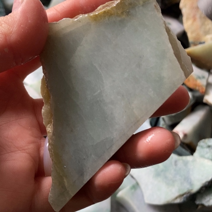 翡翠颈饰未镶嵌天然翡翠