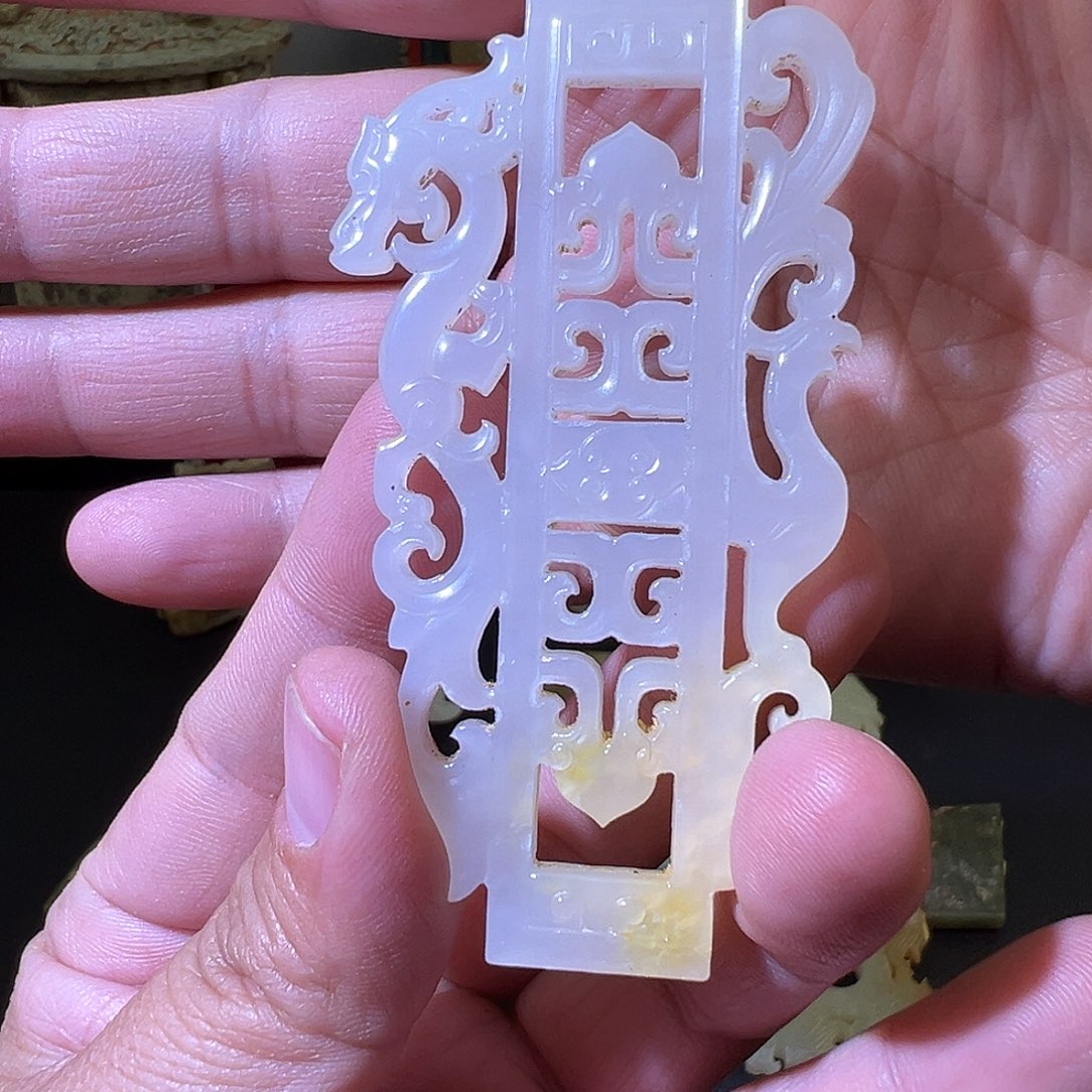 未镶嵌和田玉挂件