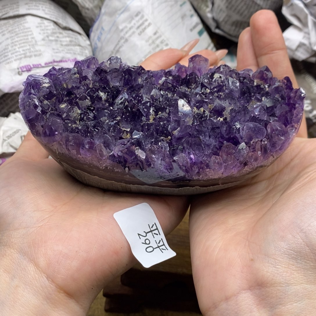 乌拉圭未镶嵌紫晶