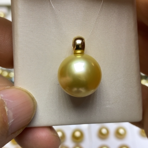 海水珍珠18K金镶嵌颈饰