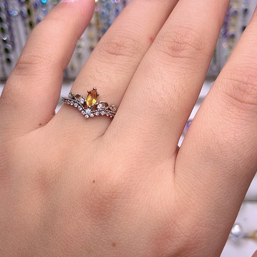 银S925镶嵌黄晶戒指