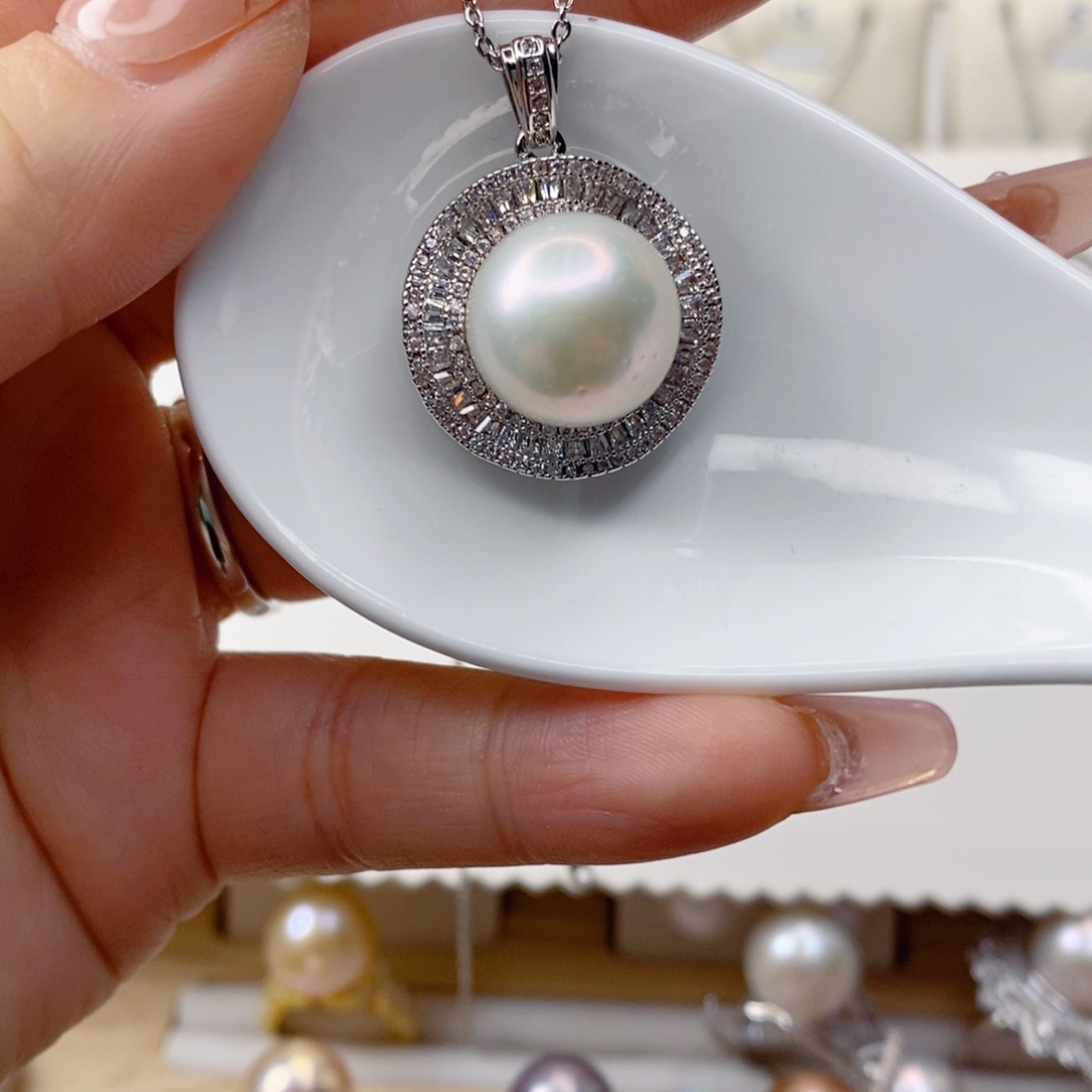 淡水珍珠吊坠(赠链)合金