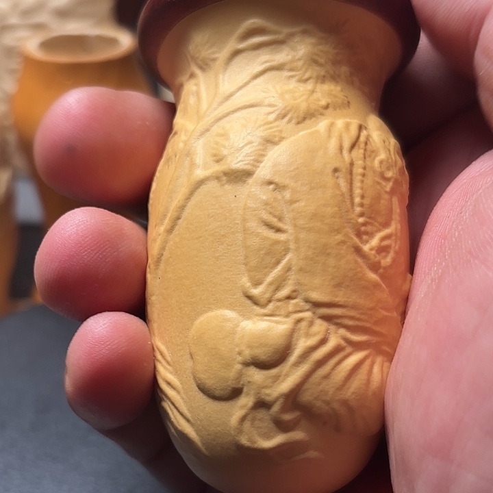 一****小心翼翼去找她玩