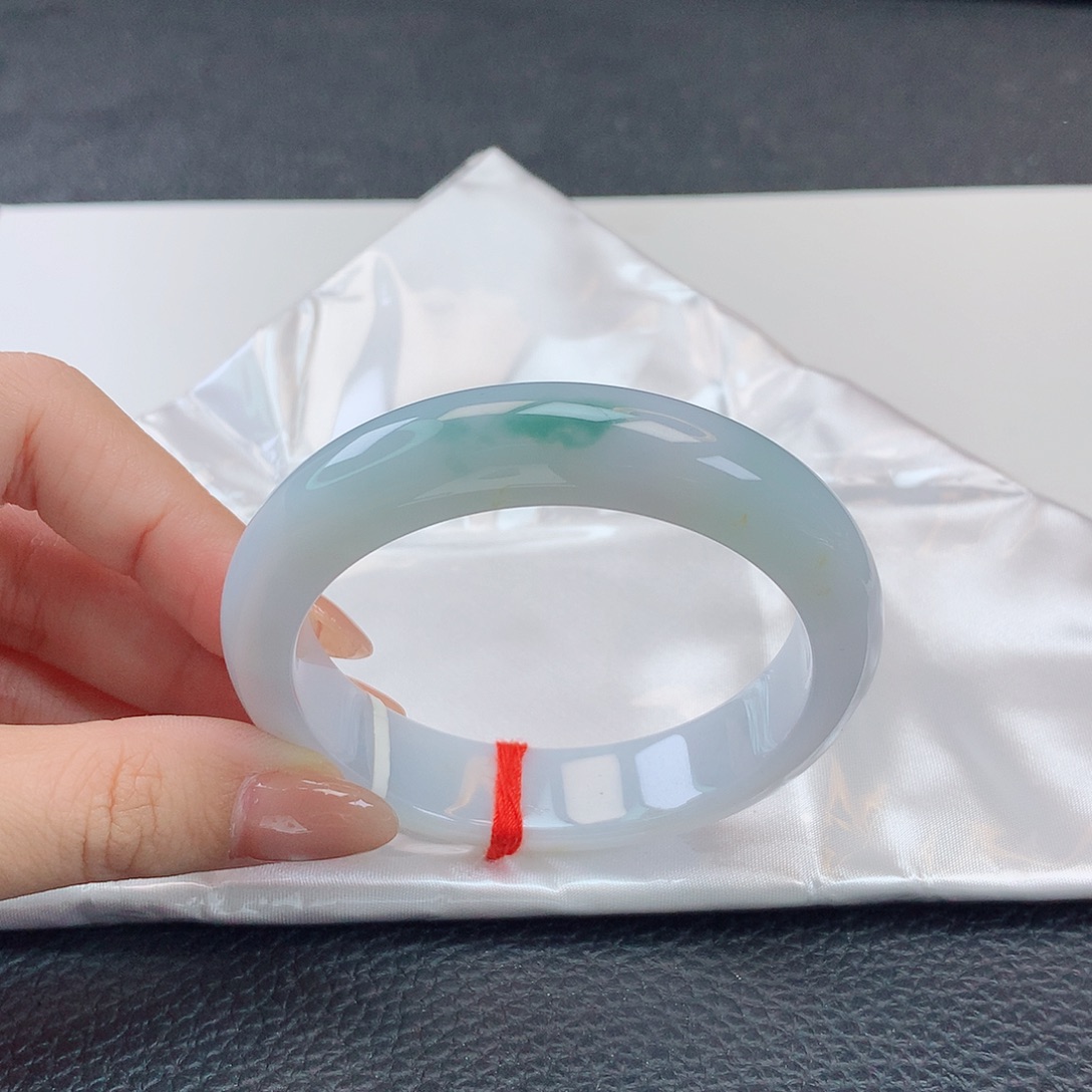 翡翠未镶嵌手镯翡翠661043