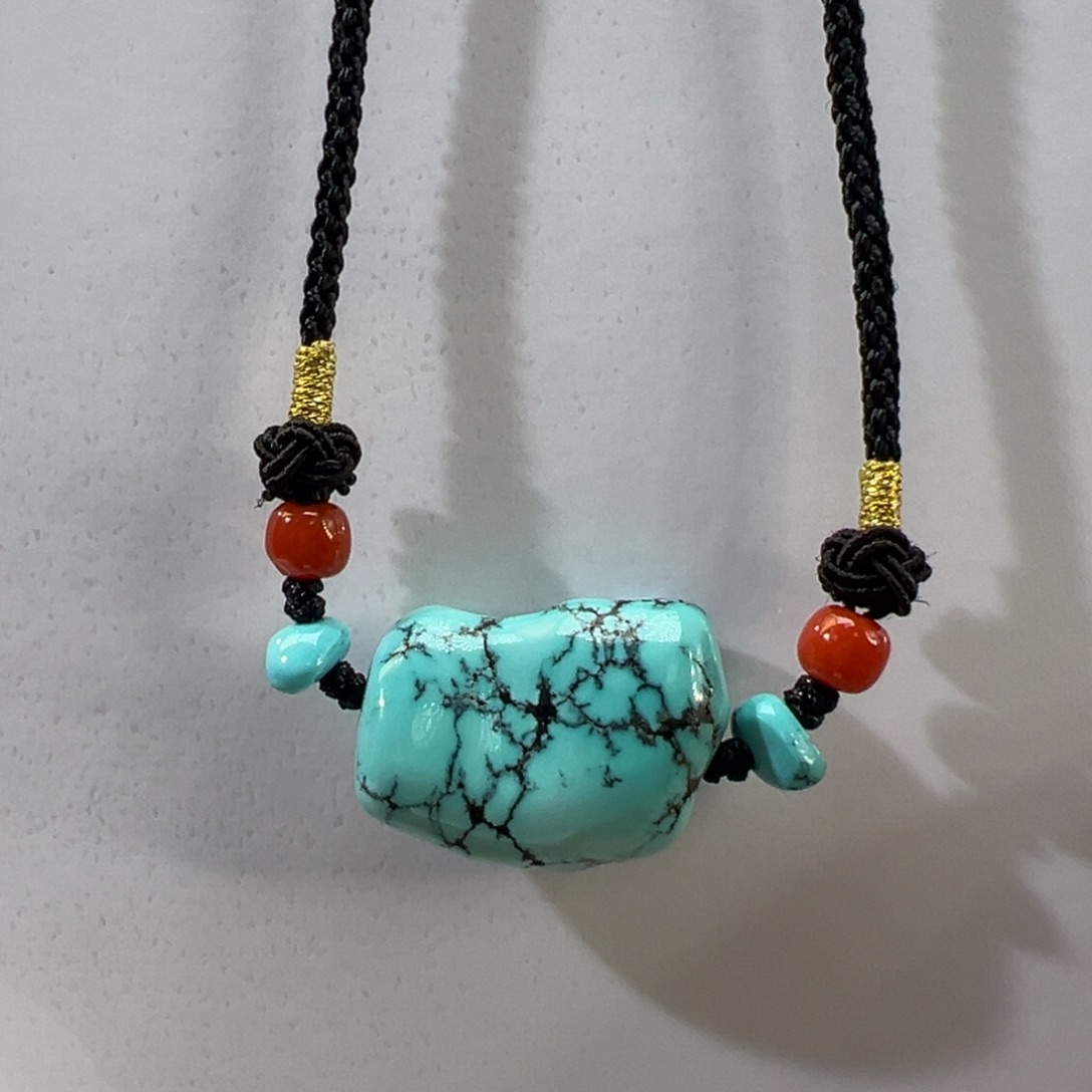 绿松石未镶嵌挂件