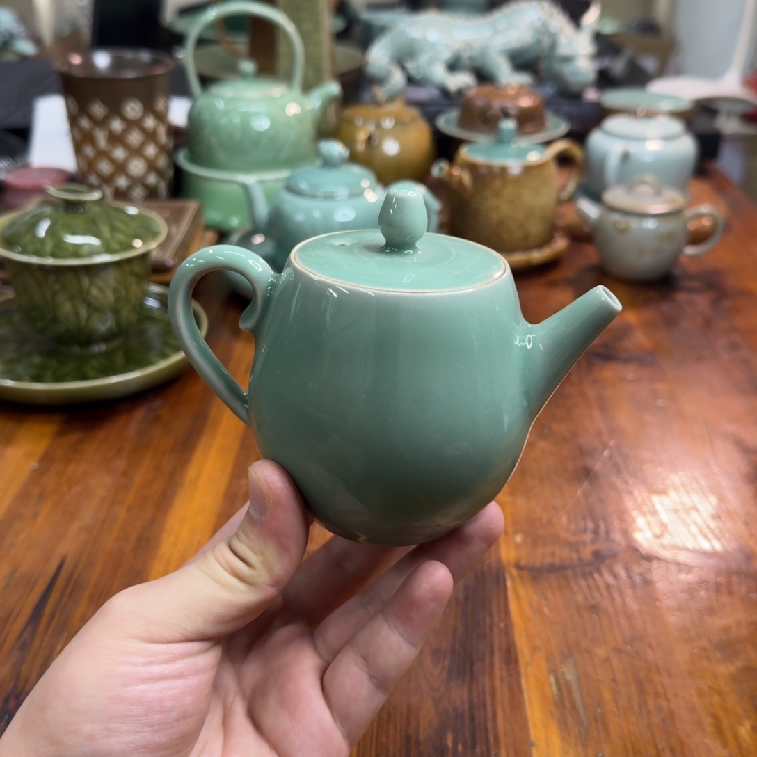 小仲龙泉青瓷微瑕3627