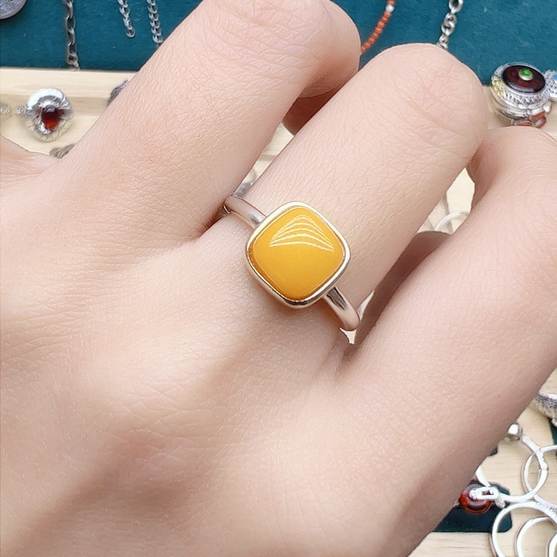 蜜蜡戒指银S925镶嵌天然