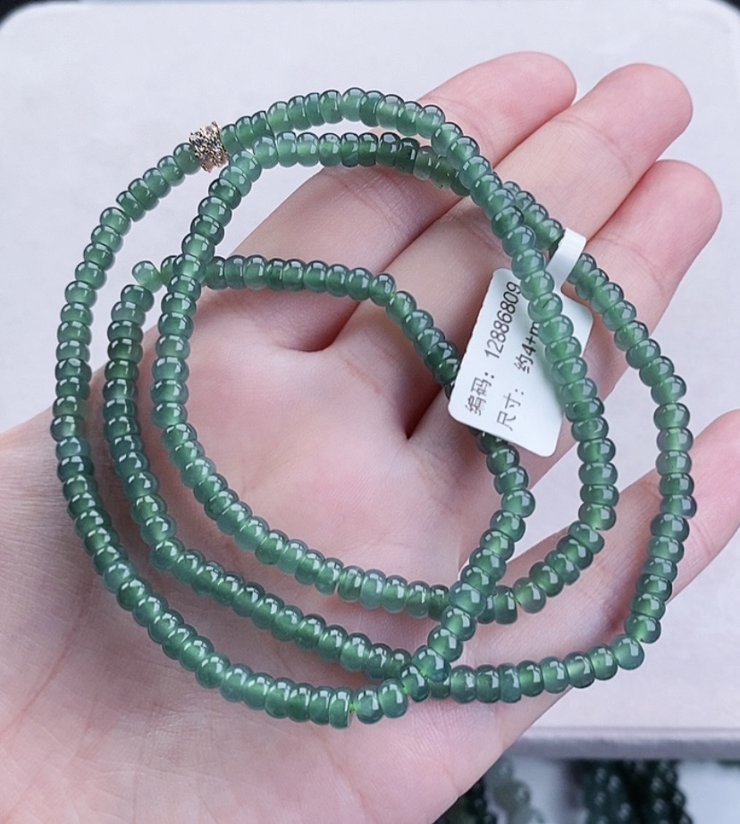 正品A货翡翠项链 卡4+ 冰种满绿算盘珠项链 特色 精美 冰透 轻奢