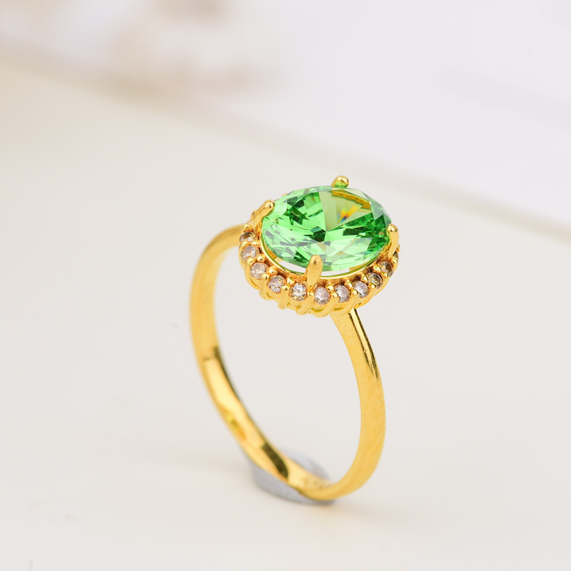 18k沙弗来戒指经典款LC828