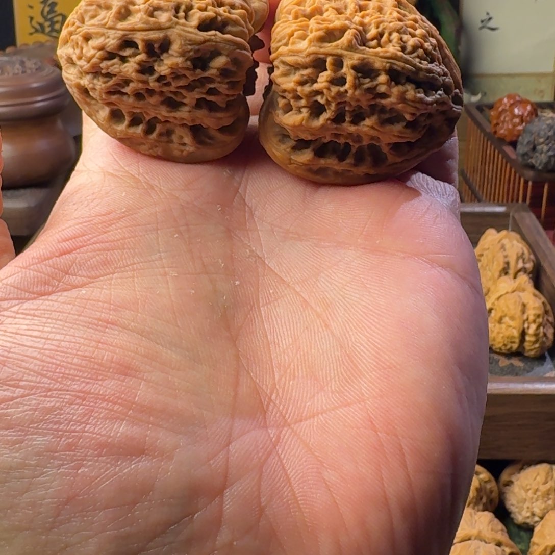 用***7文玩核桃吊坠南疆石老树无药